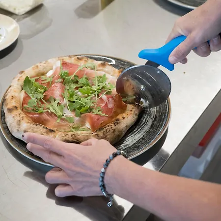 מלון דירות Il Viaggio Impresa Sociale 4*