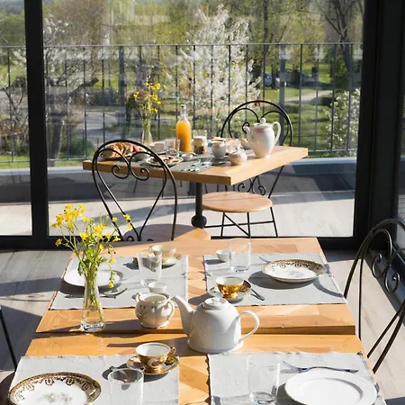 מלון דירות Il Viaggio Impresa Sociale 4*