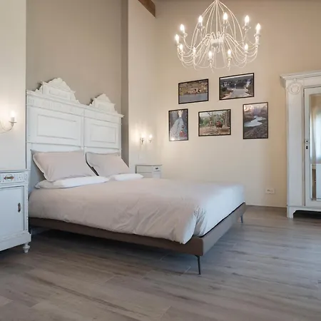 Il Viaggio Impresa Sociale מלון דירות 4*